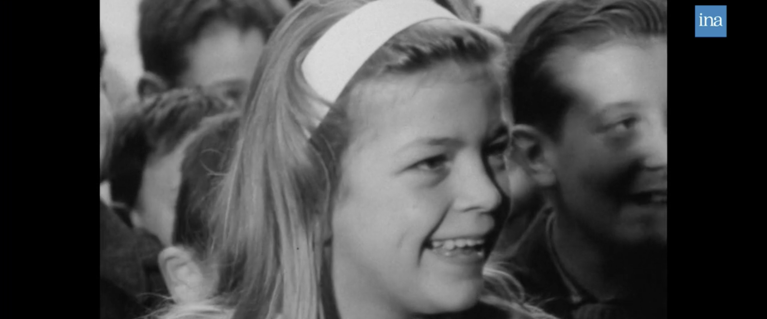 Une élève d'un collège mixte en 1961 